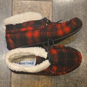 Minnetonka Red and Black Loafers with Plush Lining
